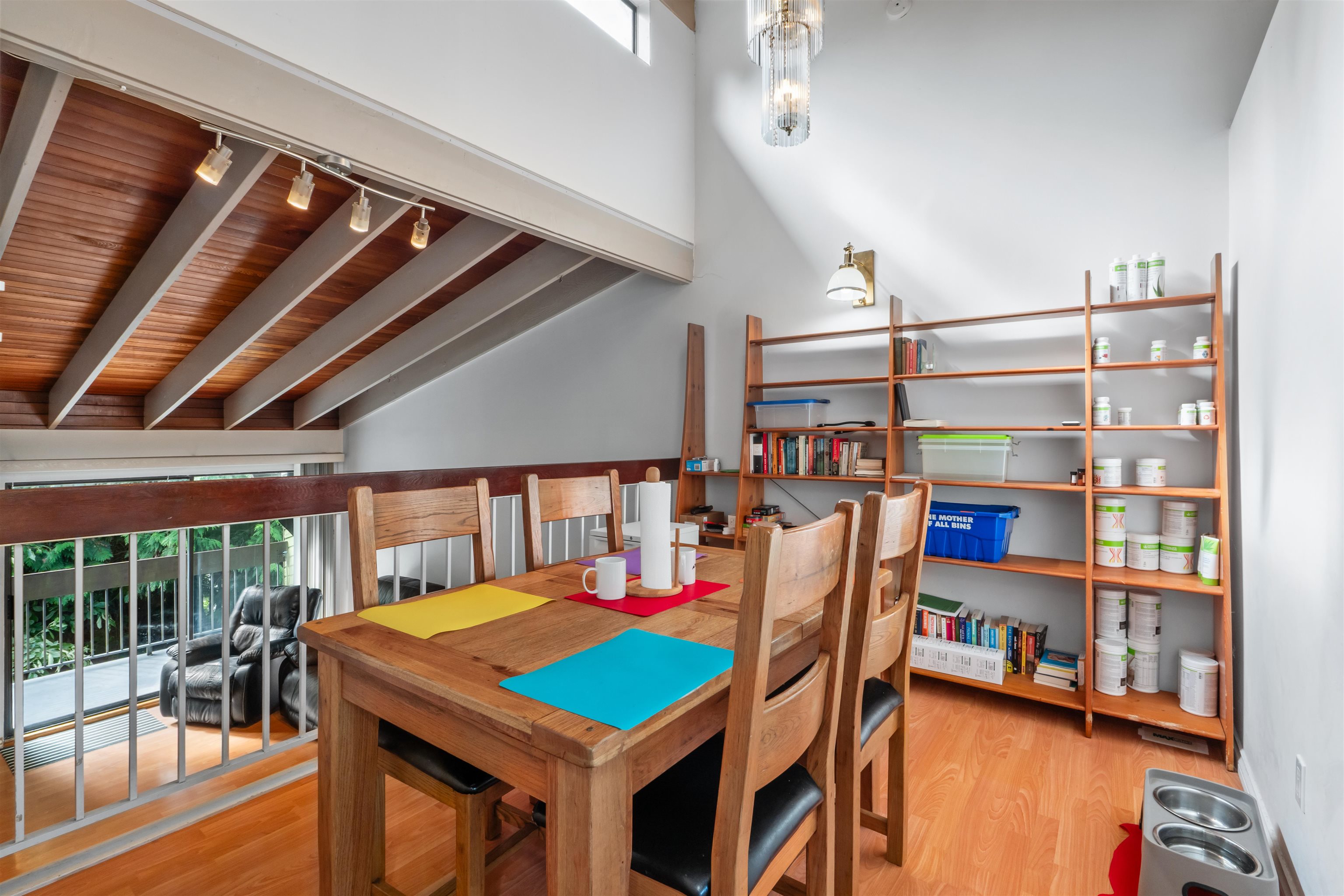 2690 Kingsford Avenue, Burnaby, BC V5B 4L6