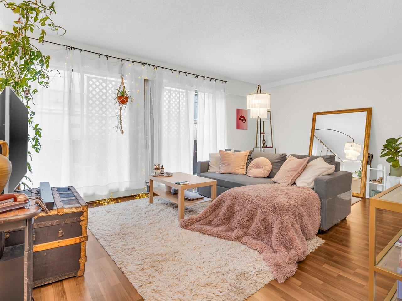 2190 West 8th Avenue #103, Vancouver, BC V6K 2A4