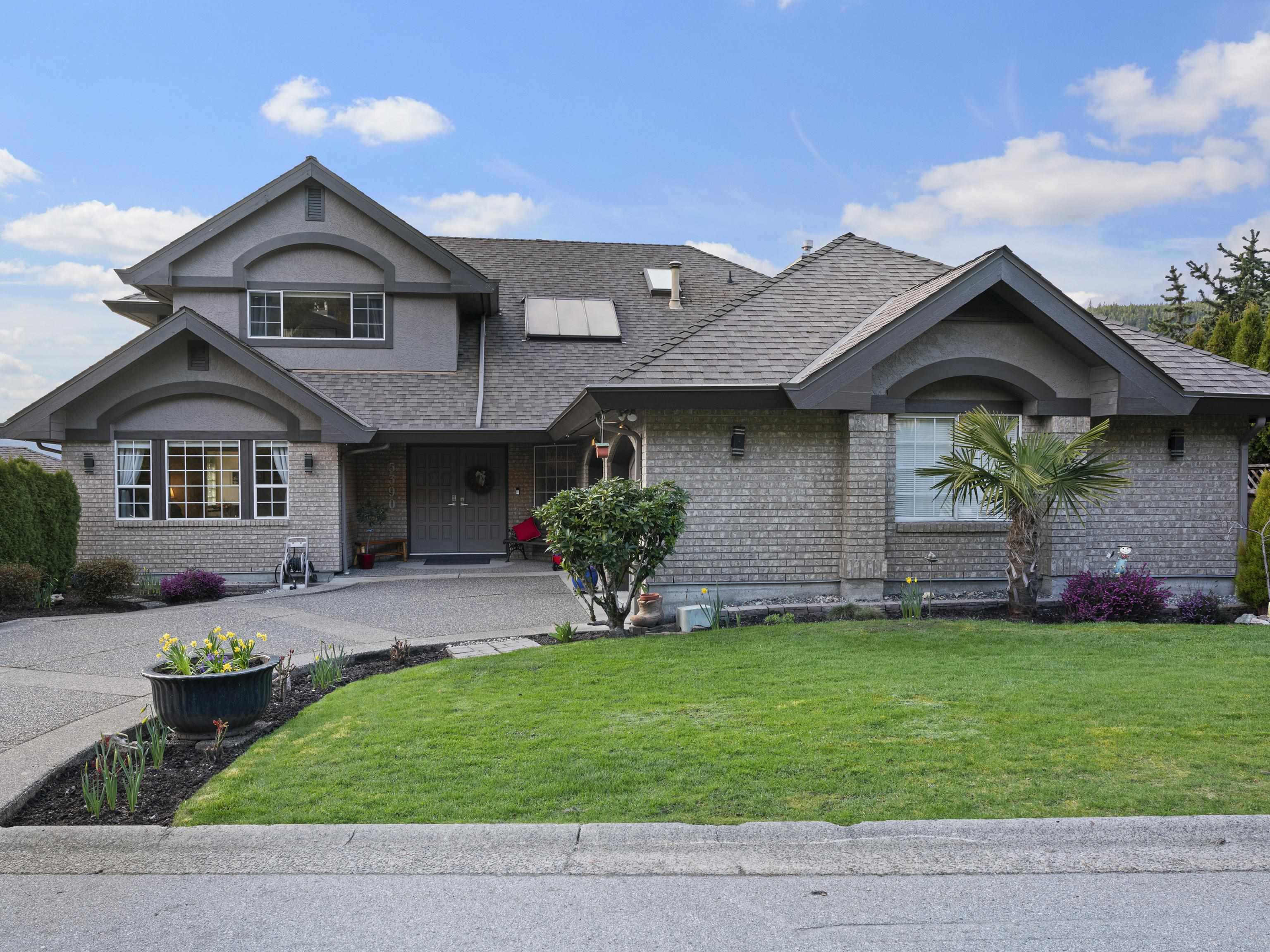5390 Westhaven Wynd, West Vancouver, BC V7W 3E8