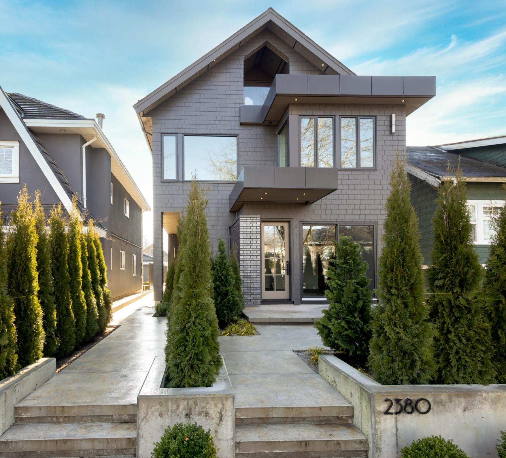 2380 East 5th Avenue, Vancouver, BC V5N 1N1