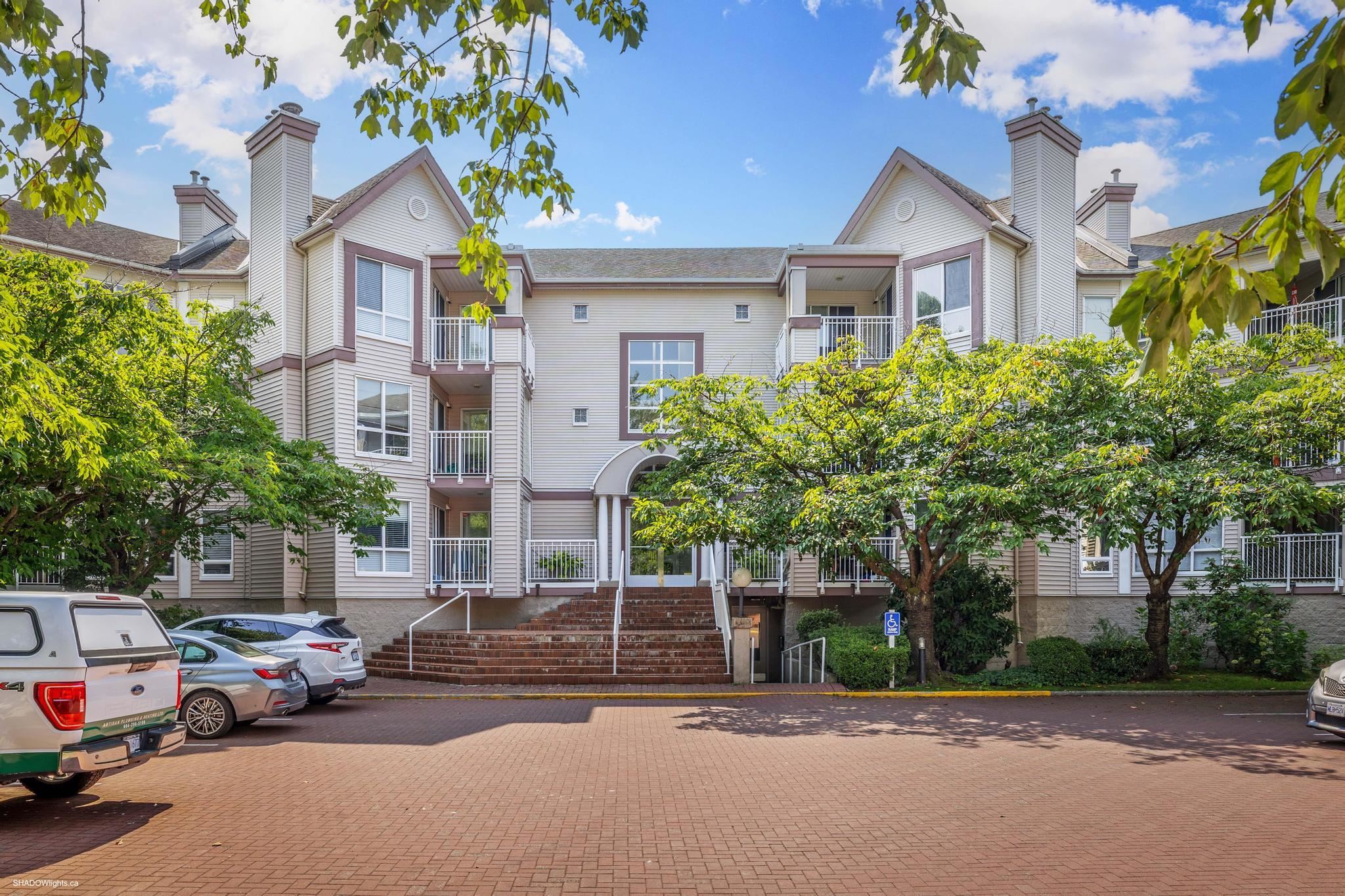 7453 Moffatt Road #213, Richmond, BC V6Y 3W1