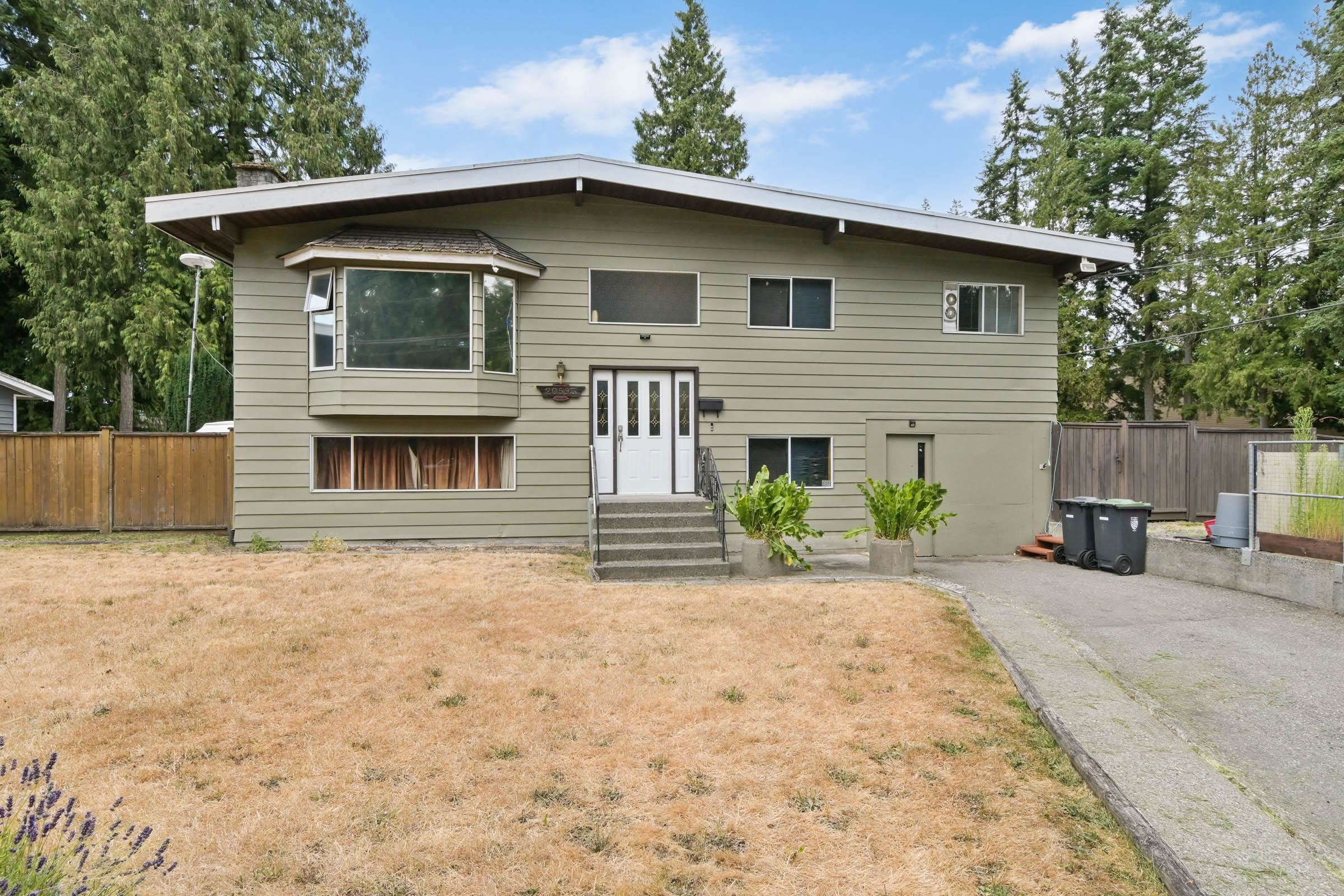 42 Avenue, Langley, BC V3A 3A8