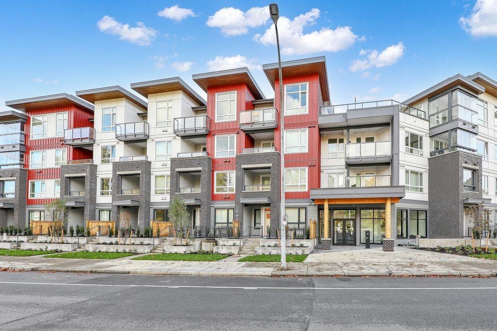 13788 76 Ave #103, Surrey, BC V3W 3V9