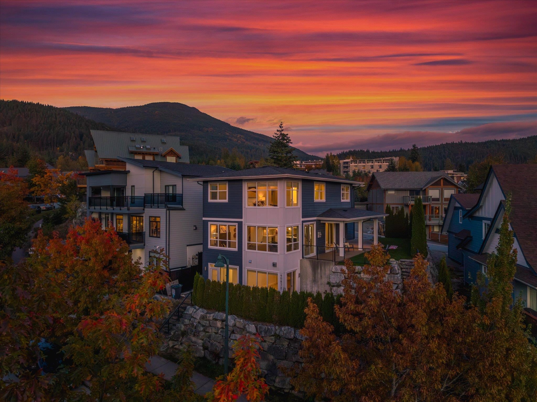 40872 The Crescent, Squamish, BC V8B 0R9