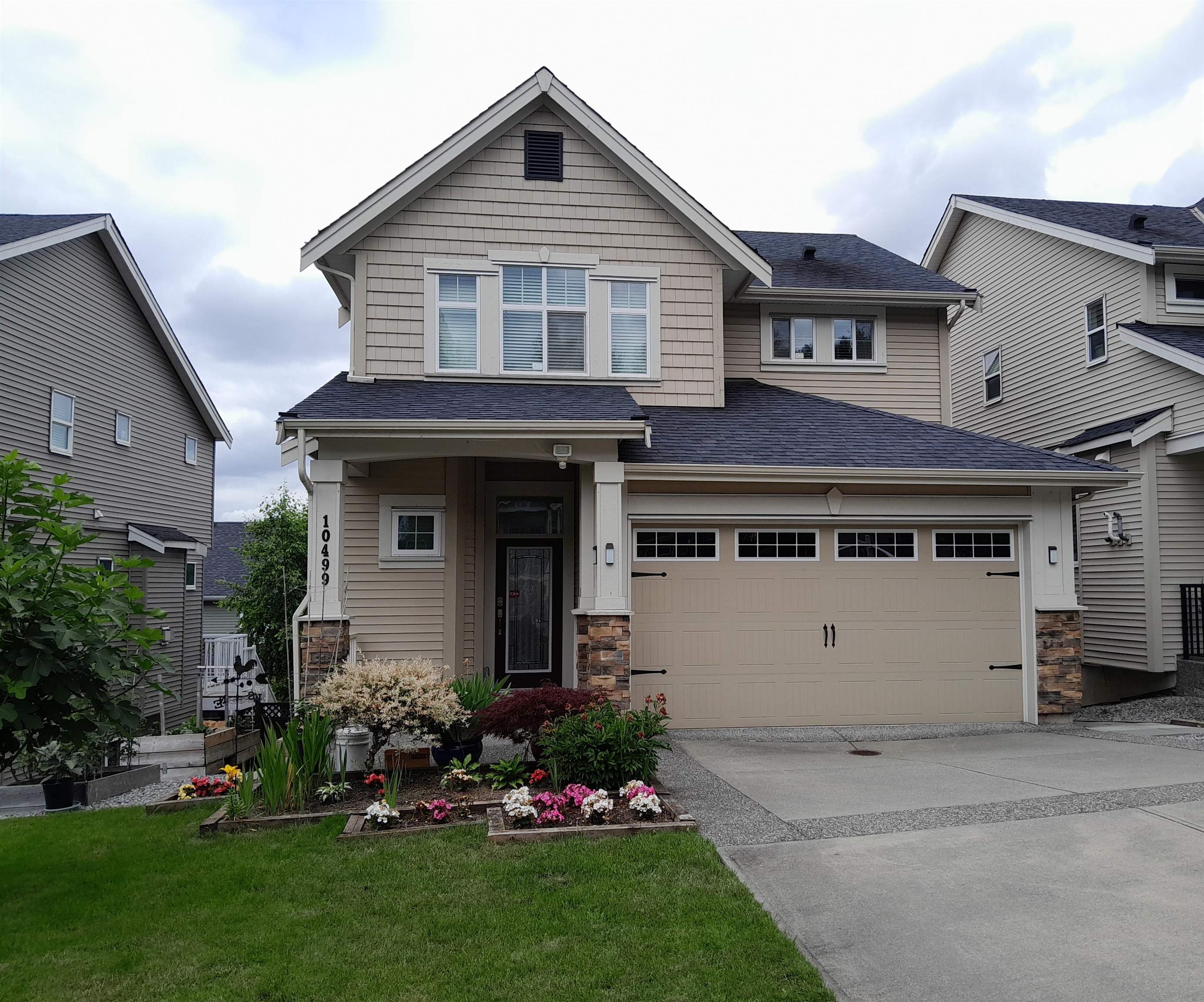10499 Mceachern Street, Maple Ridge, BC V2W 0H8
