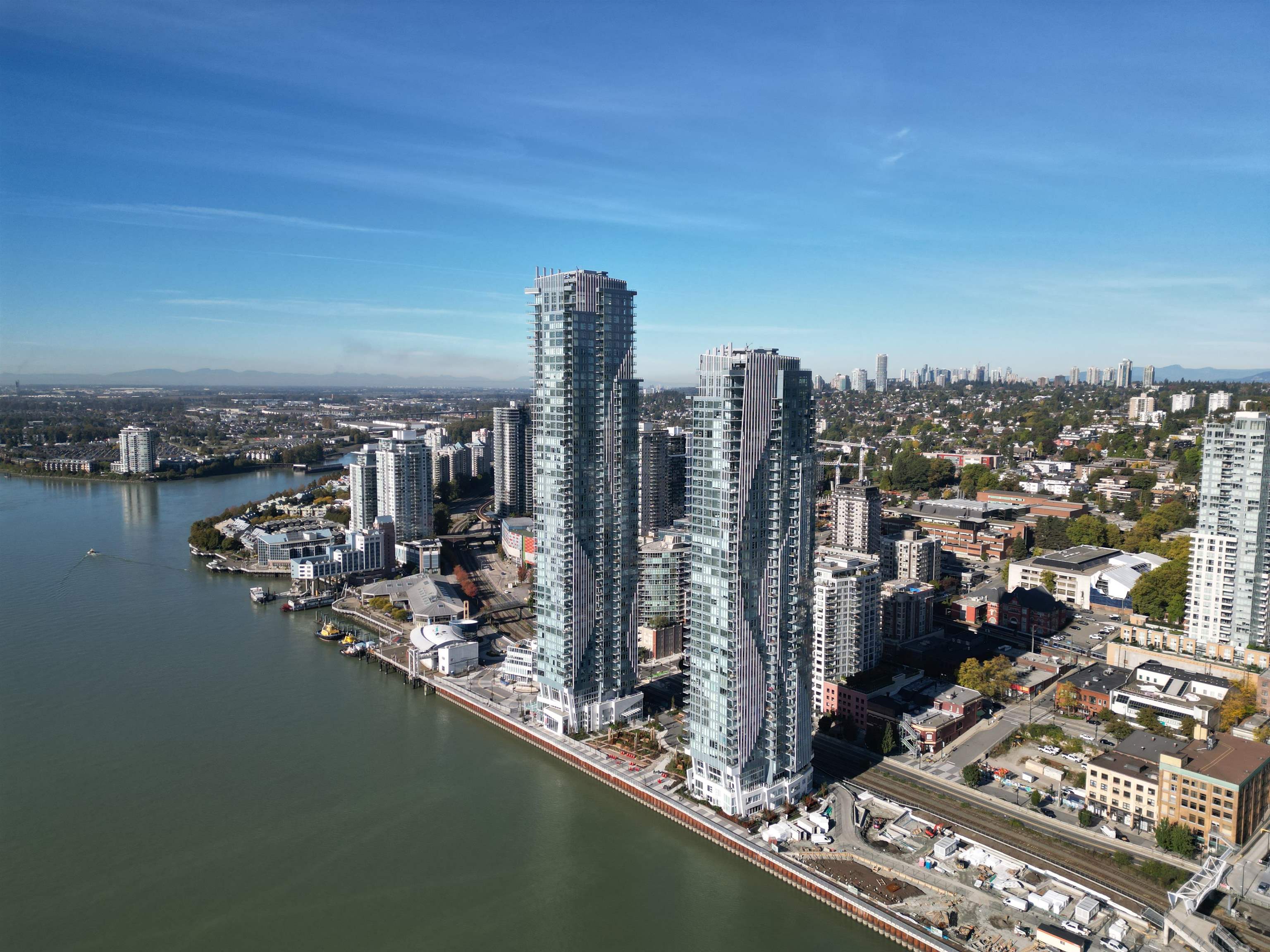 680 Quayside Dr #3703, New Westminster, BC V3M 0P2