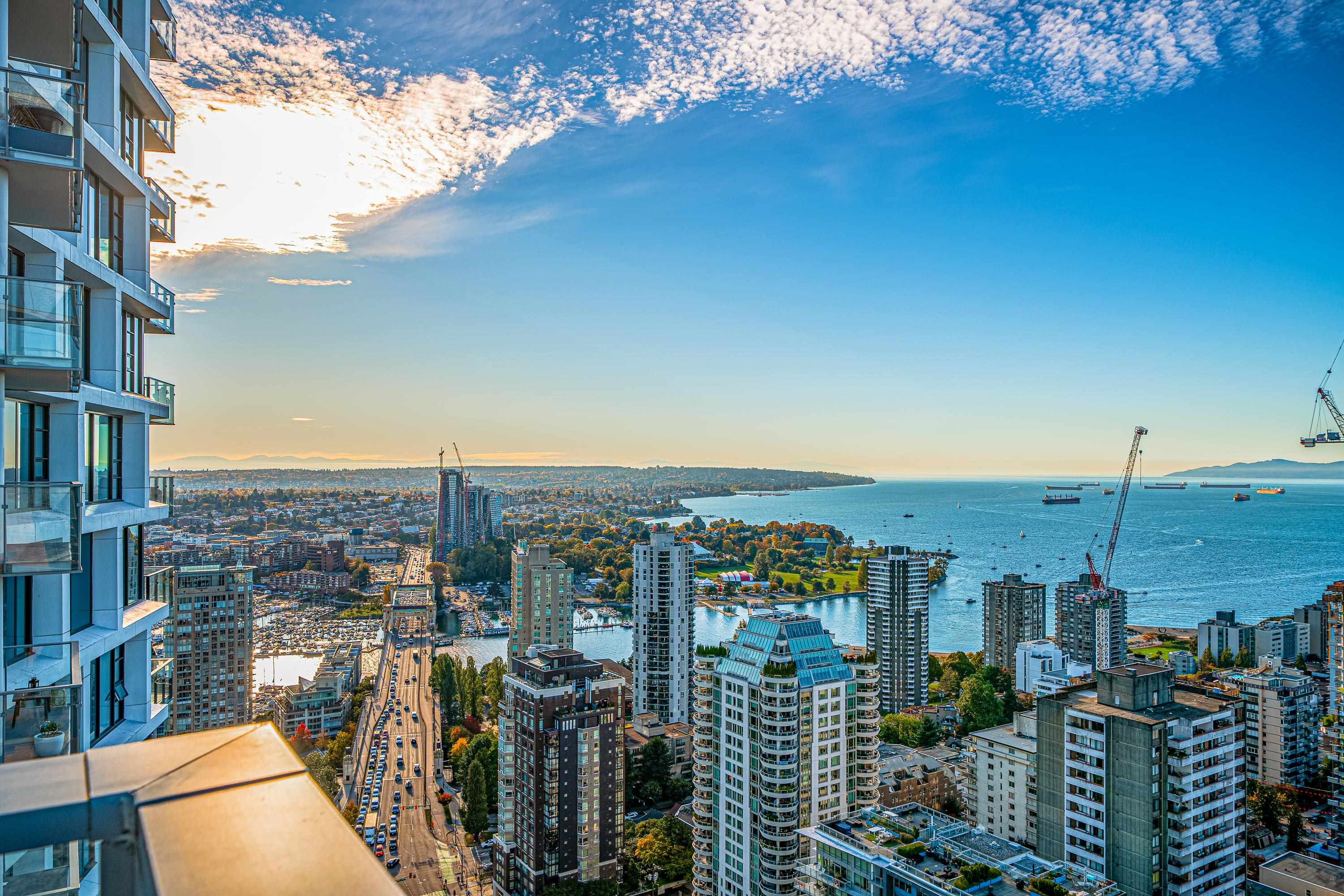 1289 Hornby Street #3902, Vancouver, BC V6Z 0G7
