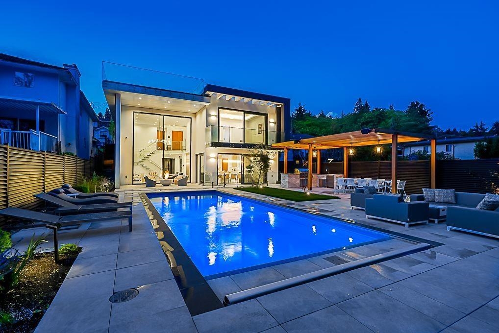4610 Marine Drive, Burnaby, BC V5J 3G2