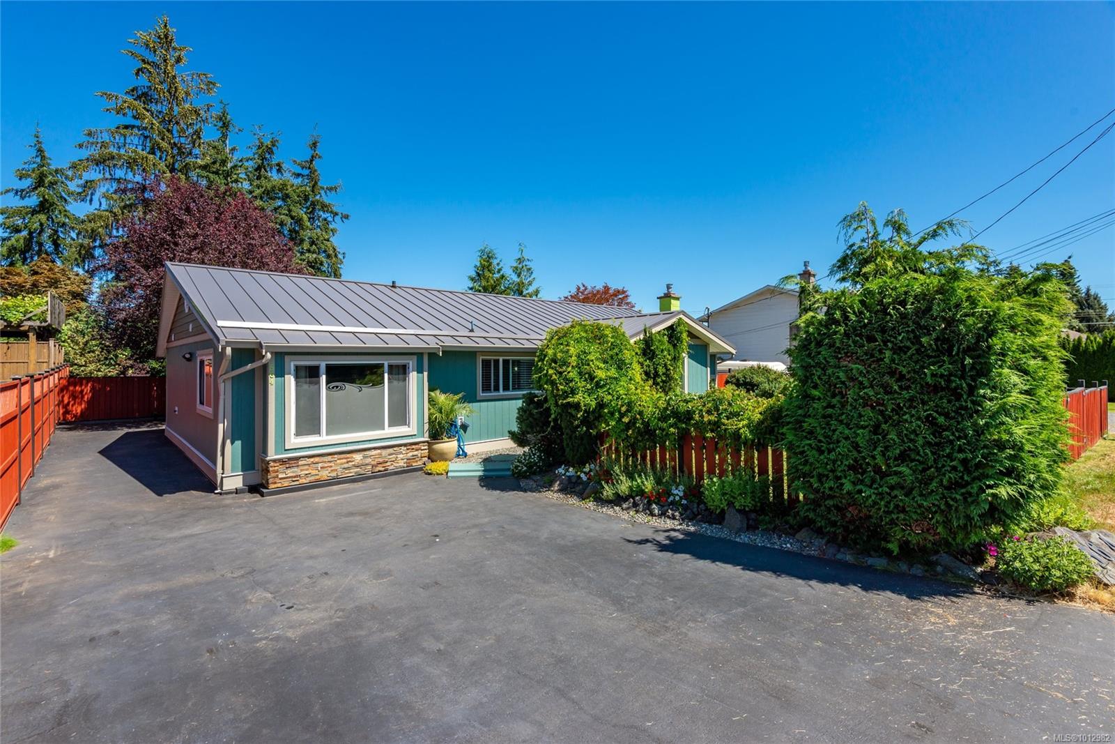 564 Holm Rd, Campbell River, BC V9W 1W4