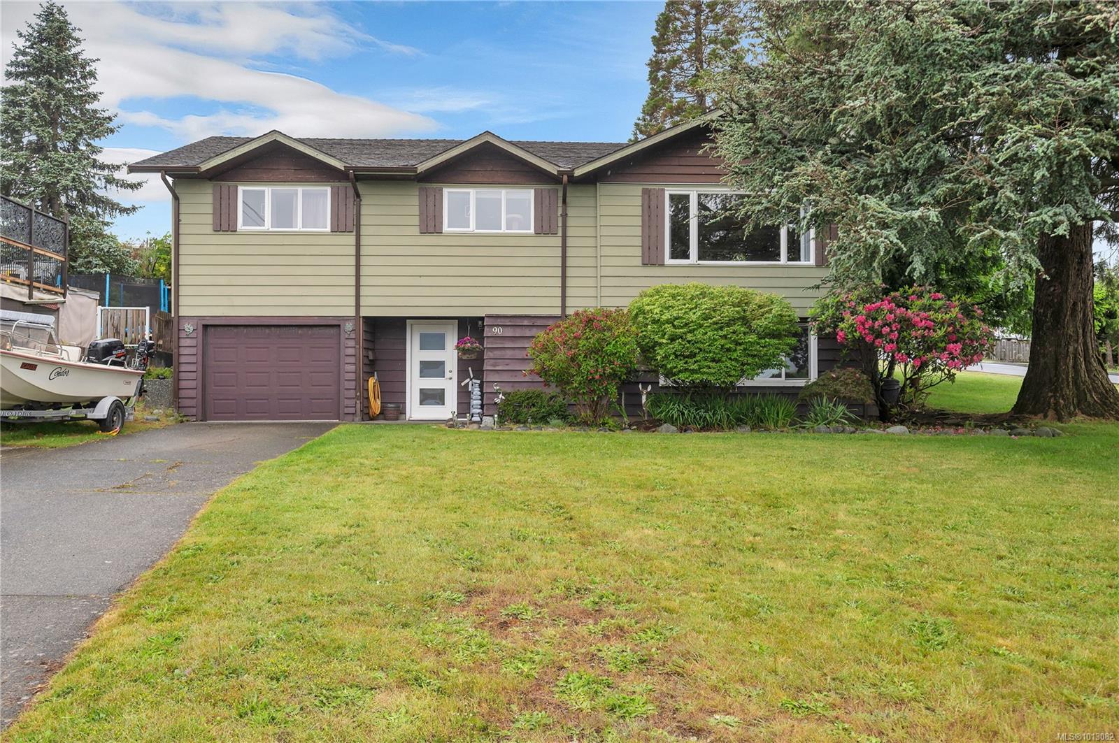 90 Thulin St, Campbell River, BC V9W 2K2