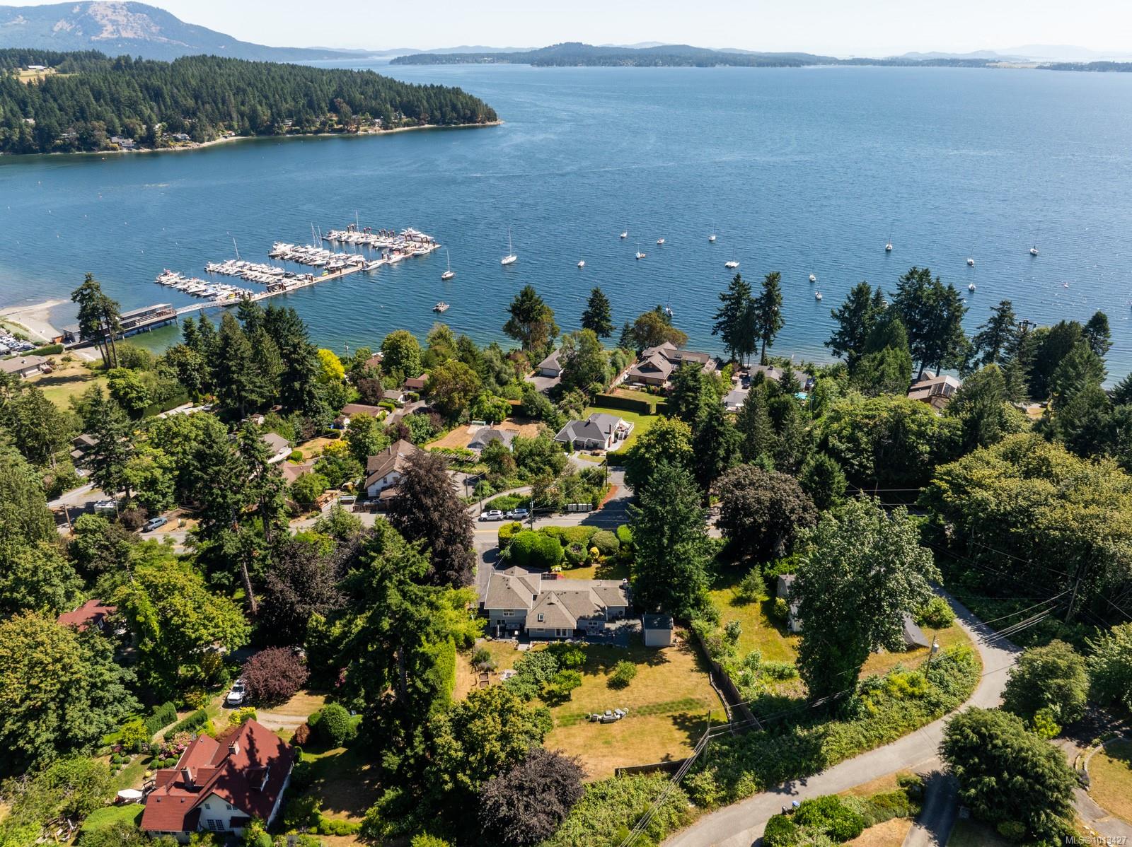 2618 Mill Bay Rd, Mill Bay, BC V8H 1C9