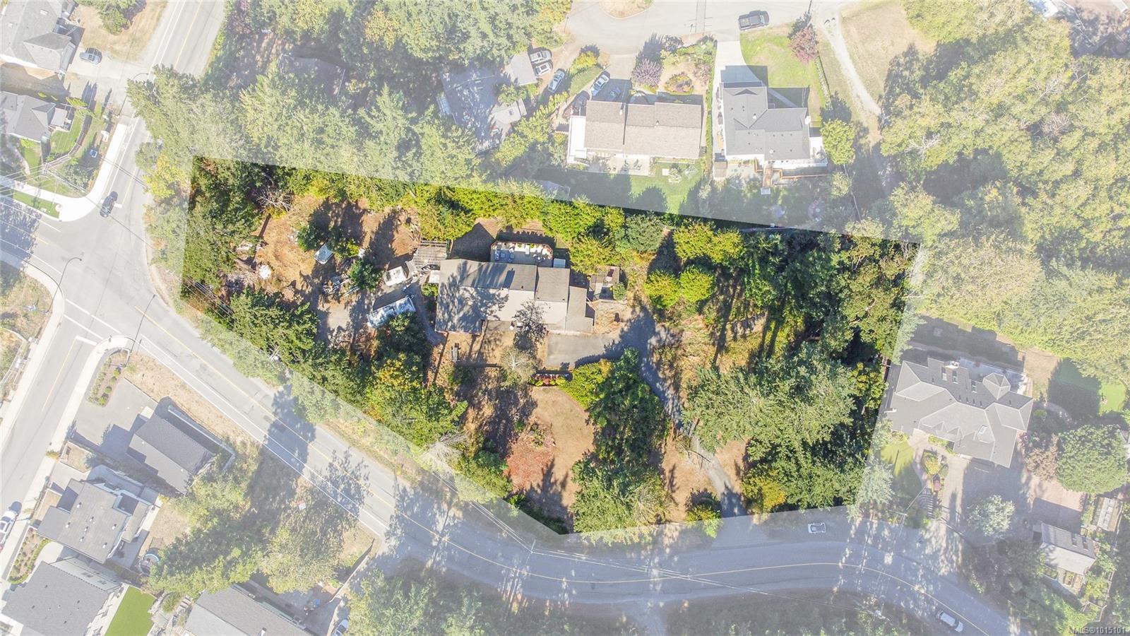 918 Walfred Rd, Langford, BC V9C 2P4