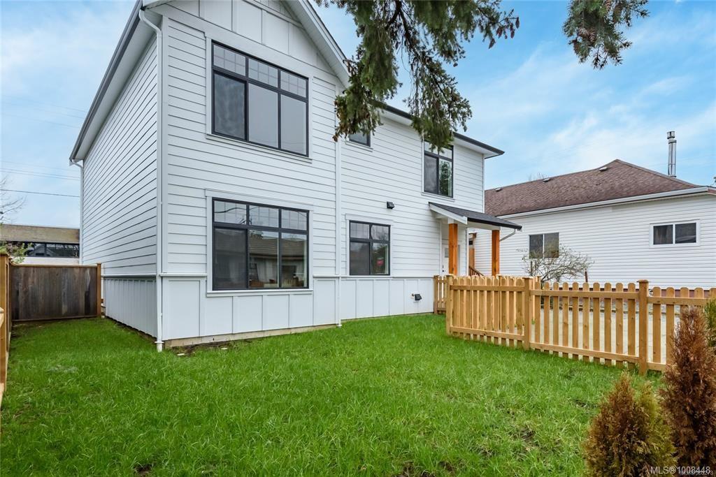 12th St APT A Unit 384, Courtenay, BC V9N 1T5