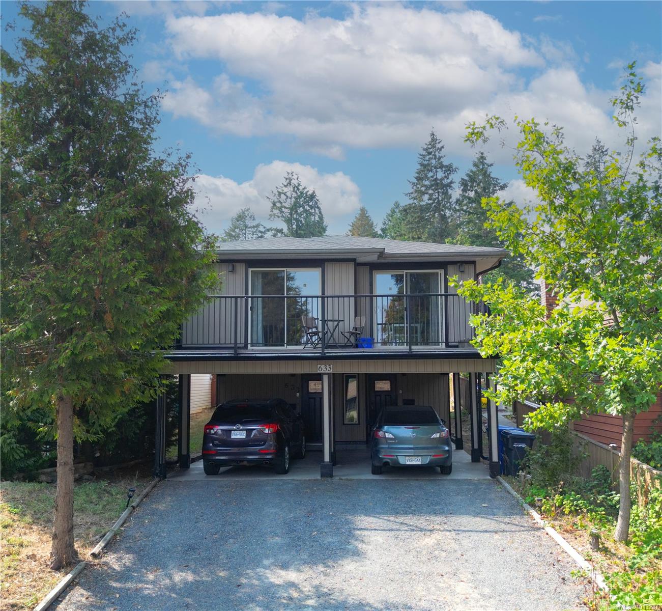 633 Hillcrest Ave, Nanaimo, BC V9R 3M8