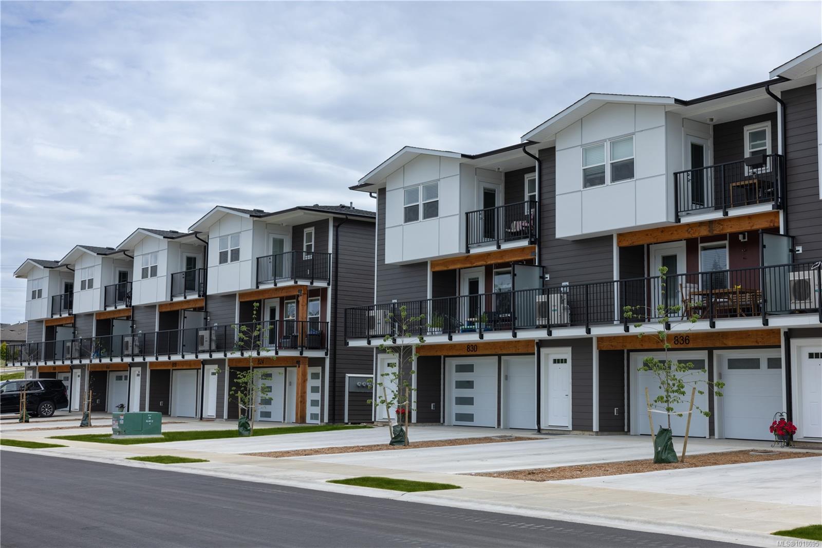 850 Park Forest Dr Apt 65, Campbell River, BC V9W 0H9