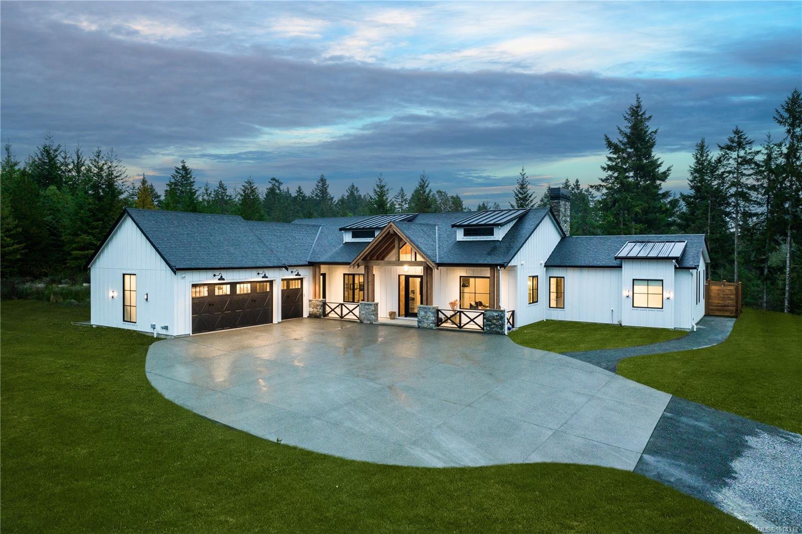 4572 Beckingham Rd, Metchosin, BC V9C 4E2