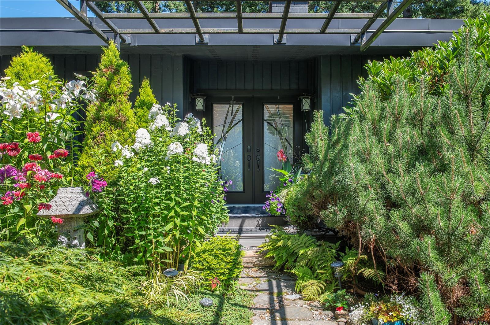 1093 Ash St, Campbell River, BC V9W 1G6