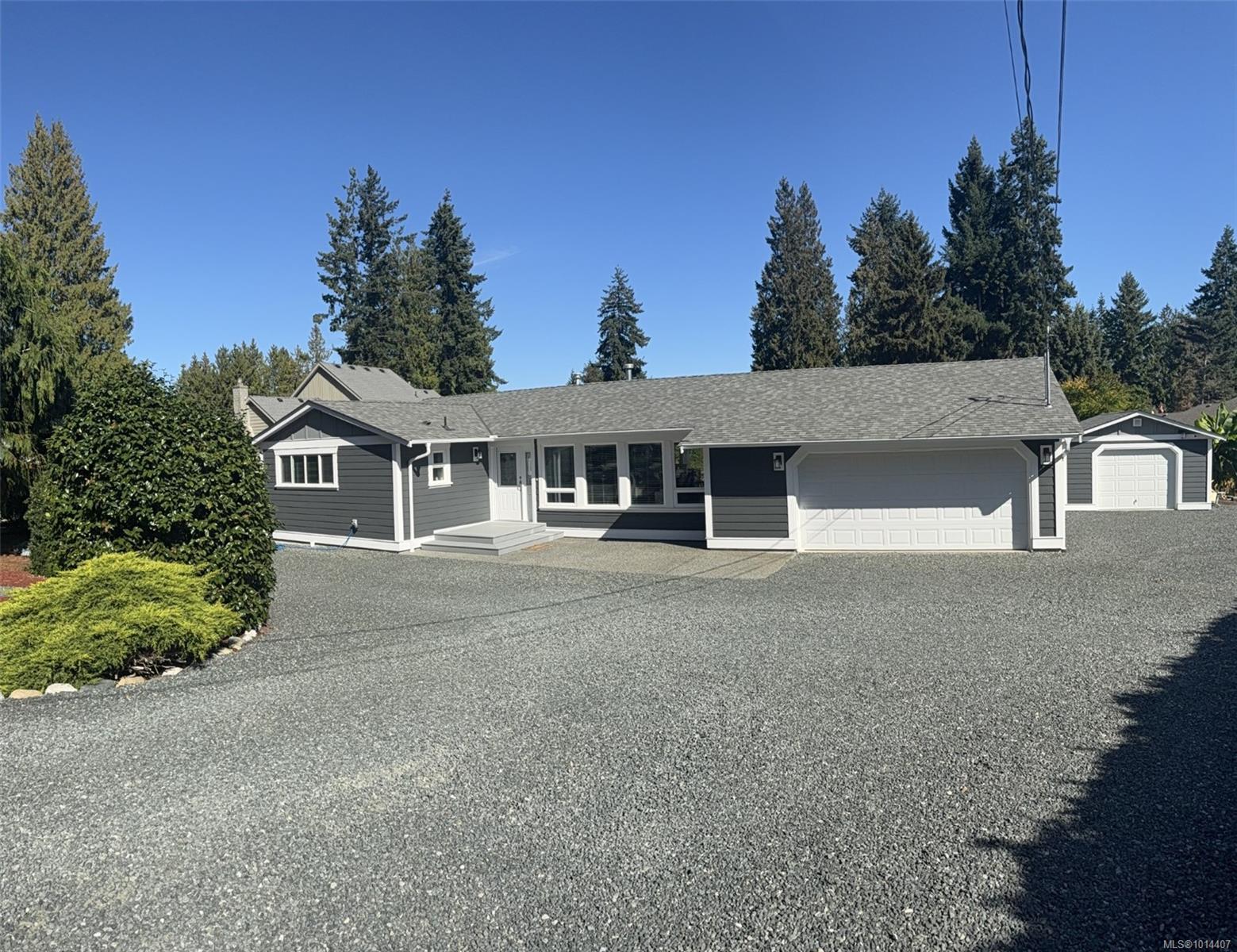 1600 Arbutus Dr, Nanoose Bay, BC V9P 9C8