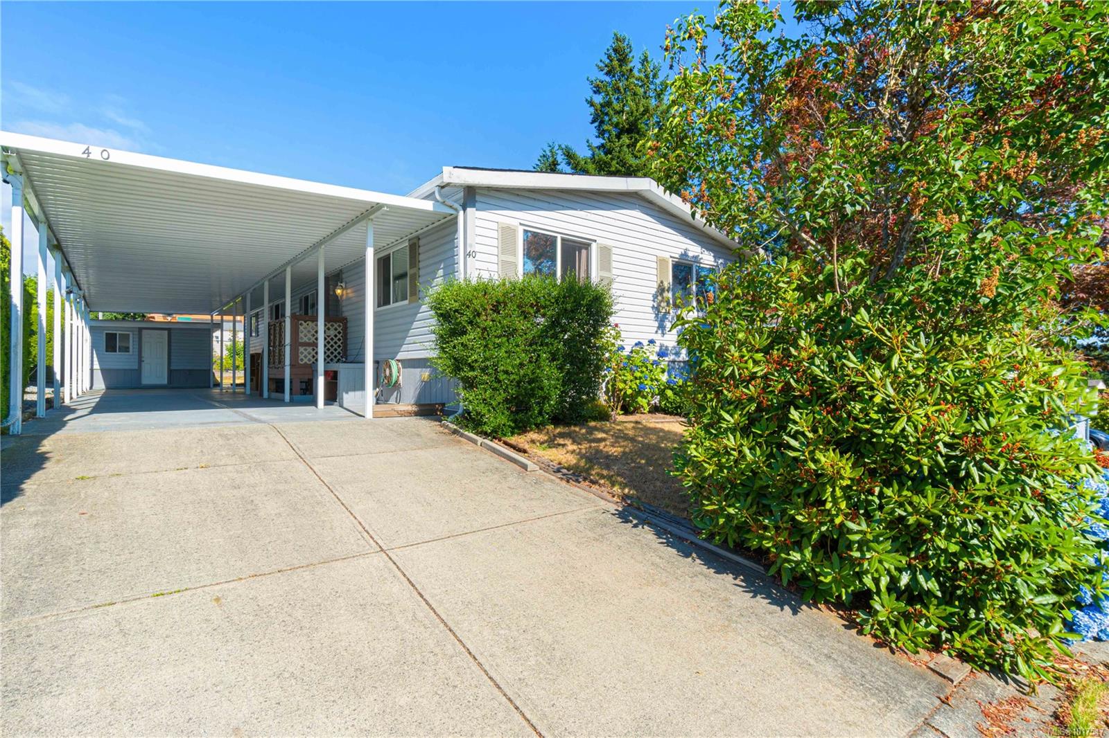 2501 Labieux Rd Apt 40, Nanaimo, BC V9T 5A6
