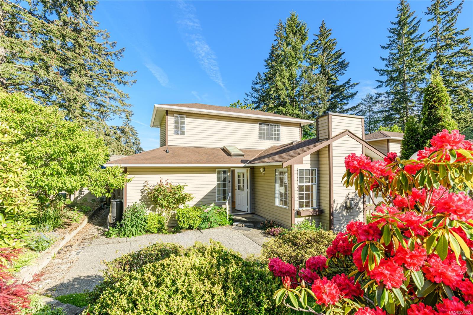 124 Valhalla Rd Apt 3, Salt Spring, BC V8K 2V1