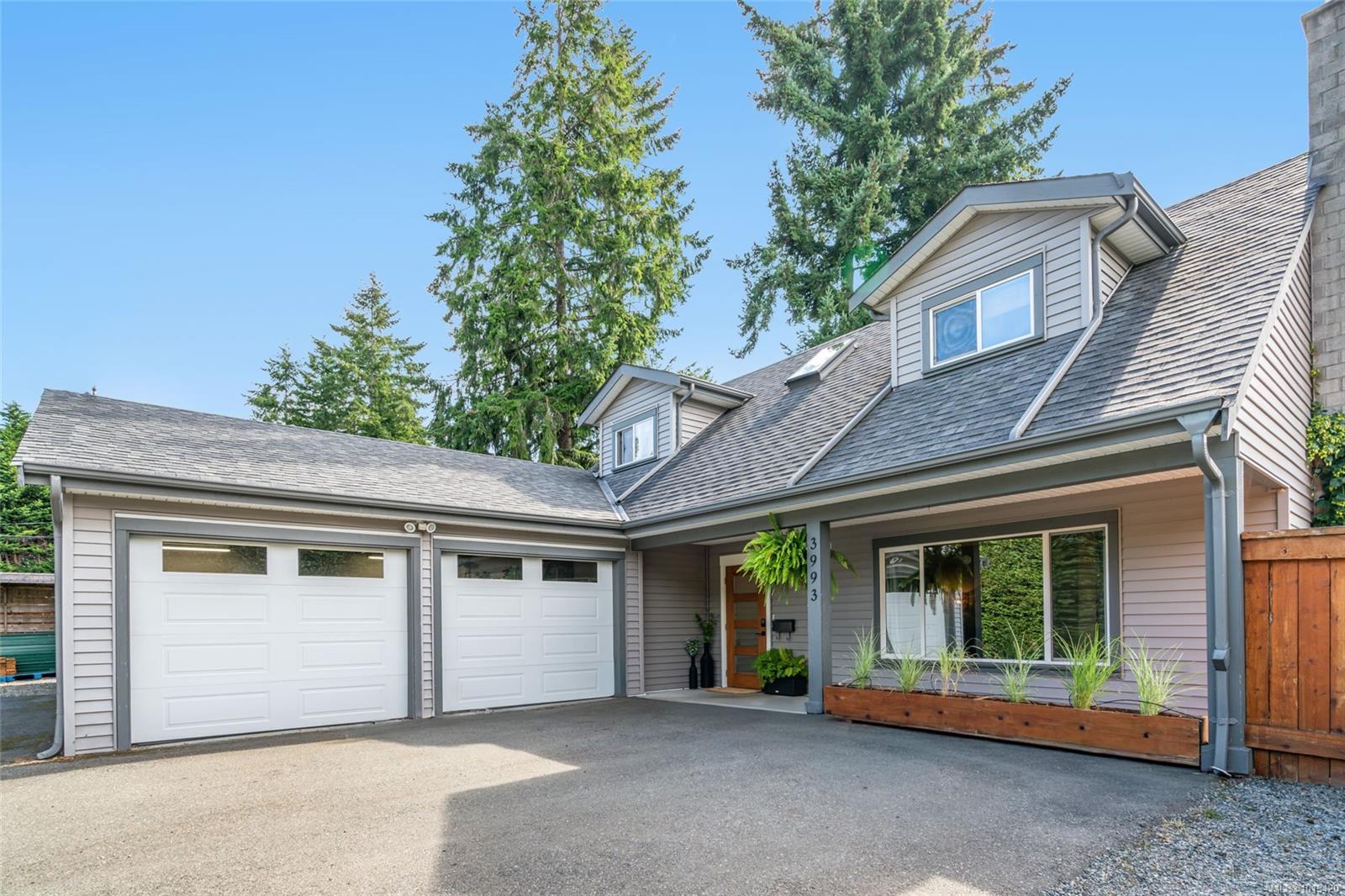 3993 Uplands Dr, Nanaimo, BC V9T 2T9