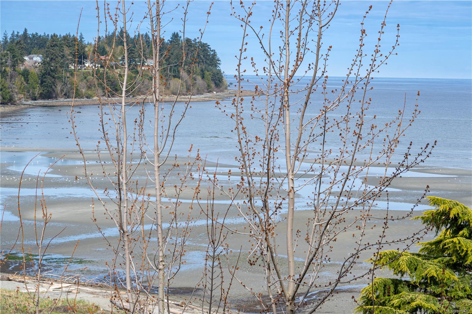 194 Beachside Dr Apt 607, Parksville, BC V9P 0B1