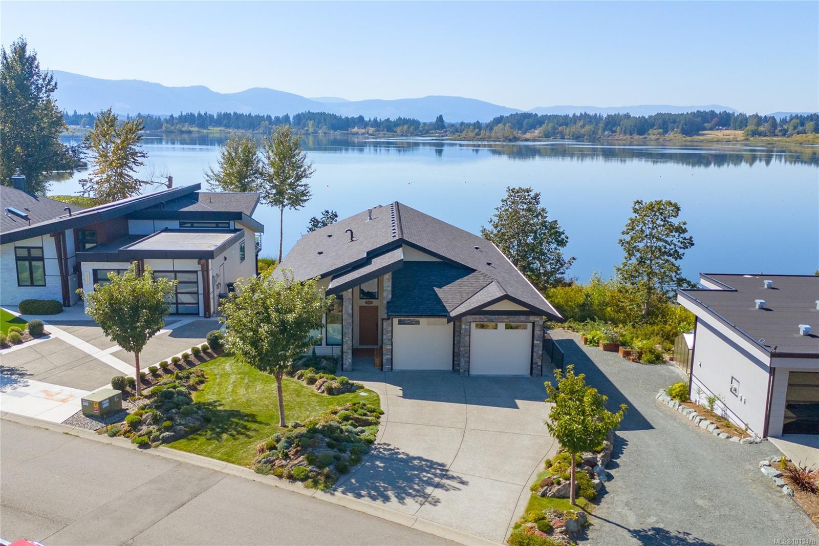 1835 Westlock Rd, Duncan, BC V9L 5N7