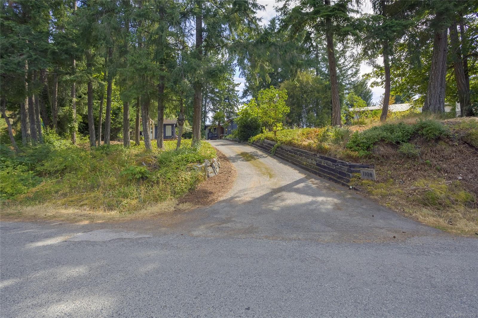 1108 Bazett Rd, Duncan, BC V9L 5S8