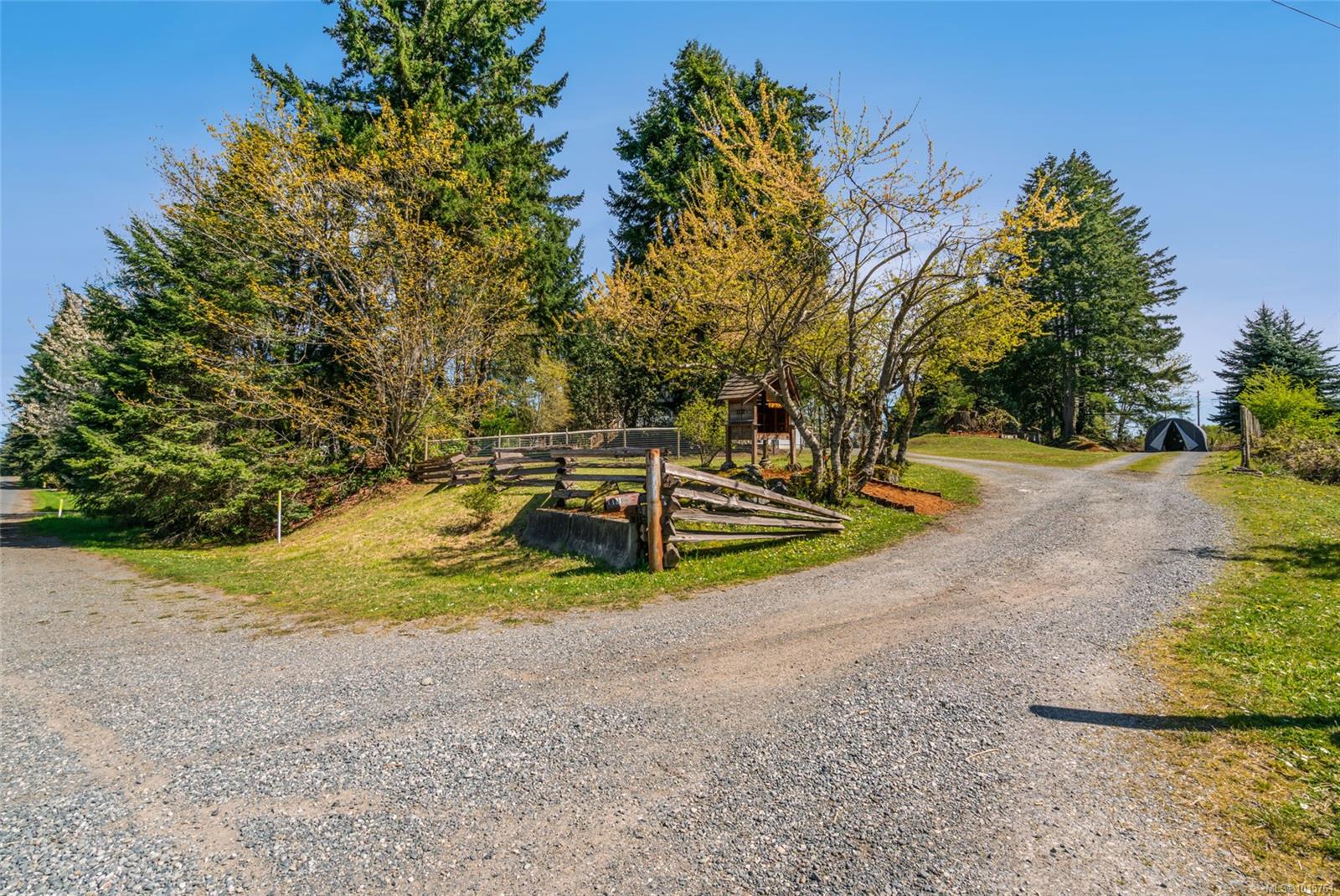 1121 Harewood Mines Rd, Nanaimo, BC V9R 5W9