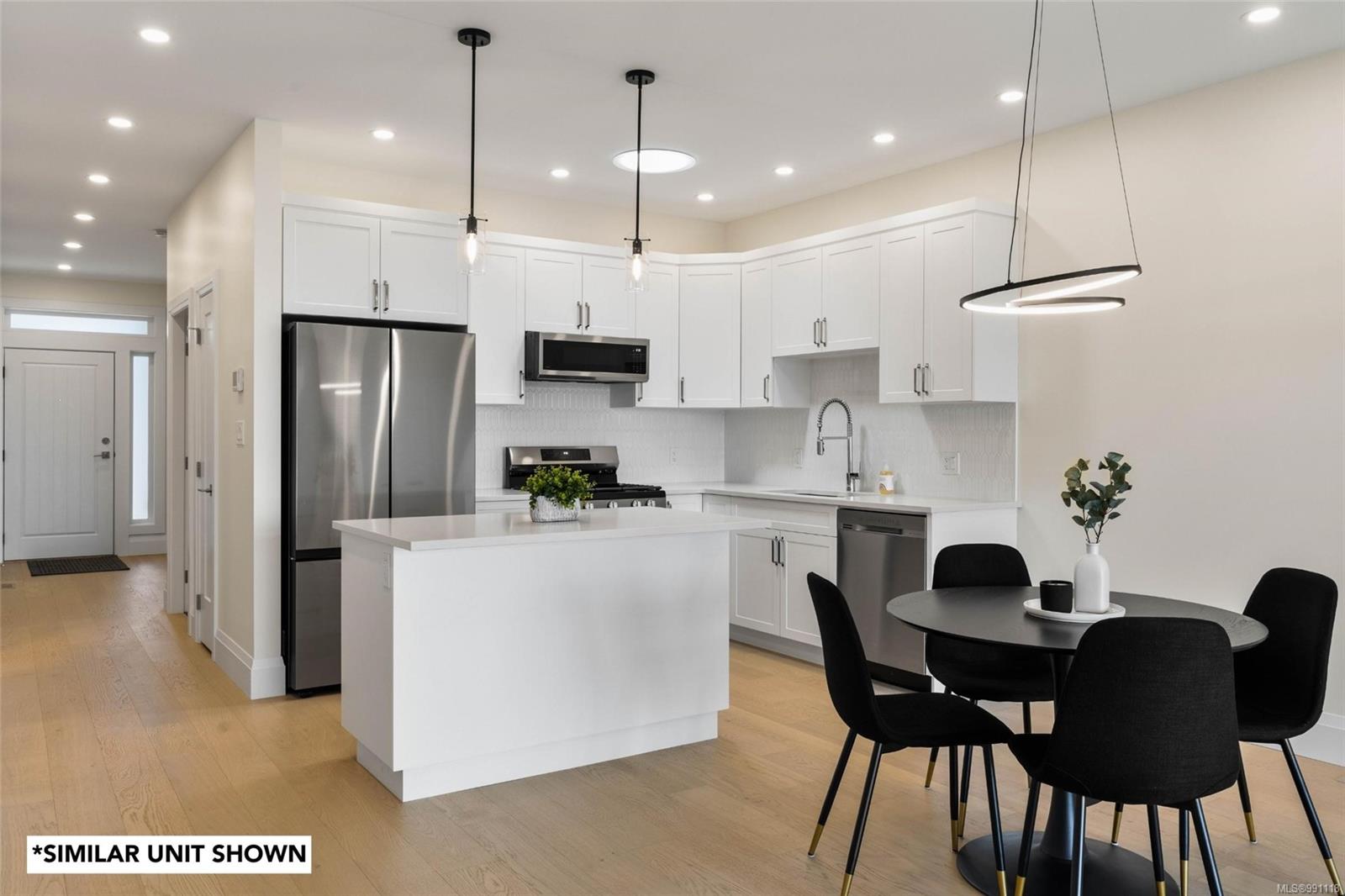 1234 Viewtop Rd Apt 101, Duncan, BC V9L 0H7