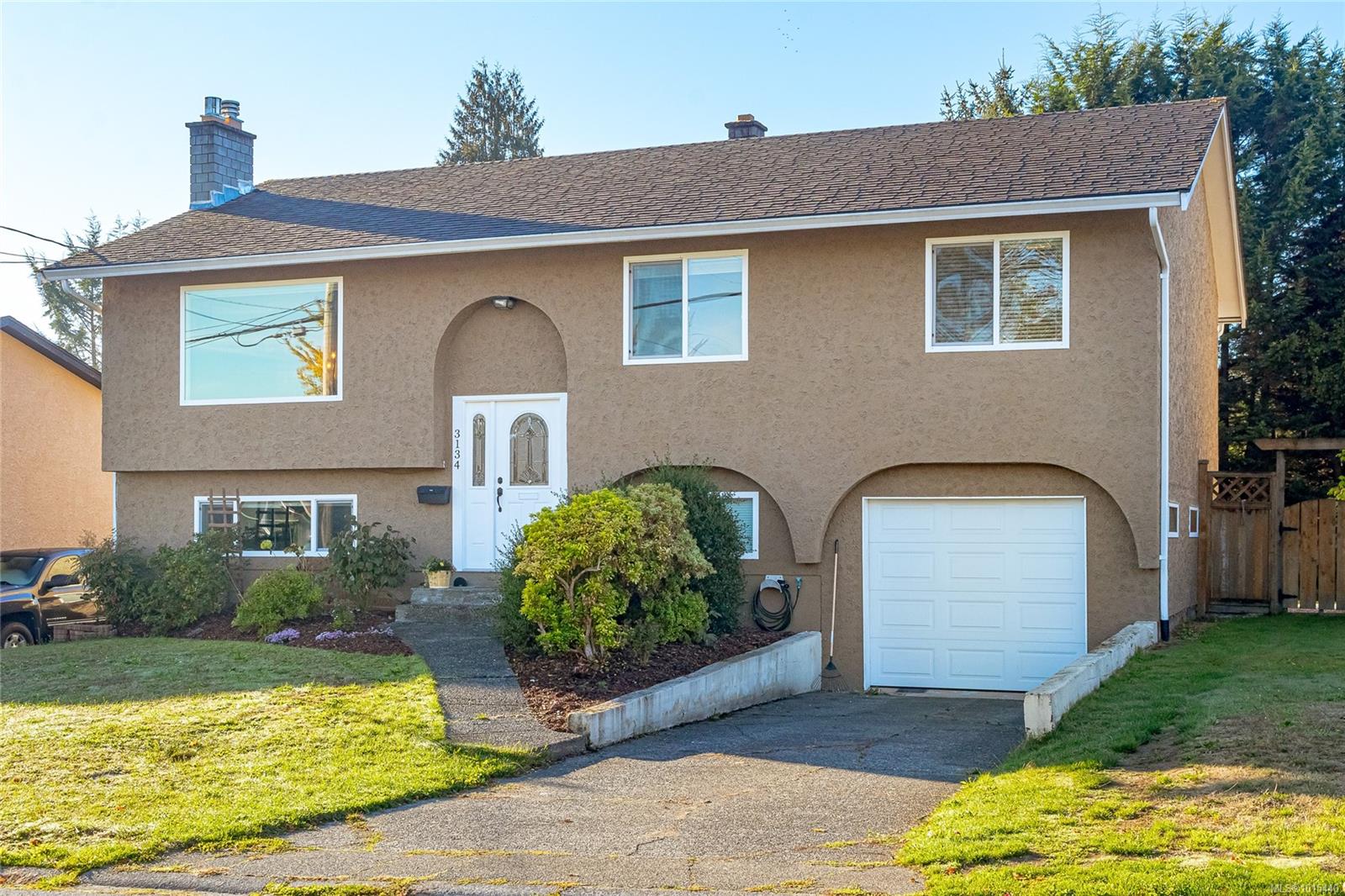 3134 Moorfield Rd, Duncan, BC V9L 4A7