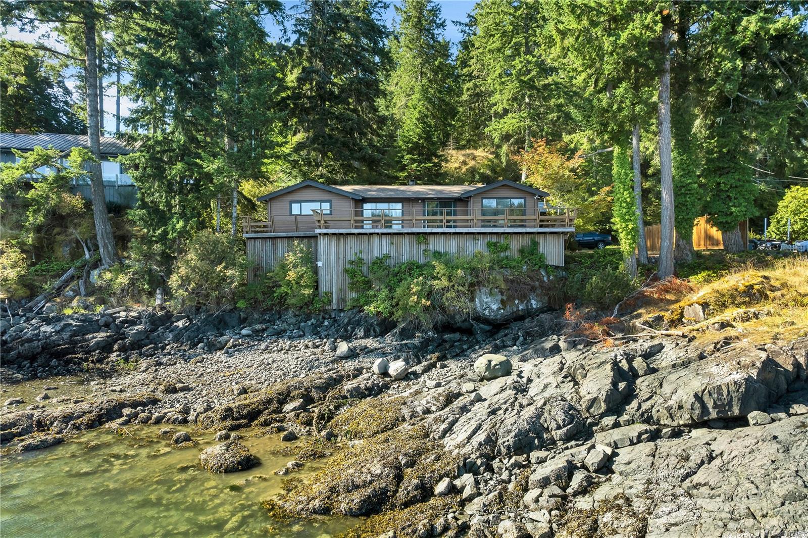 1030 Vargas Rd, Quadra Island, BC V0P 1N0