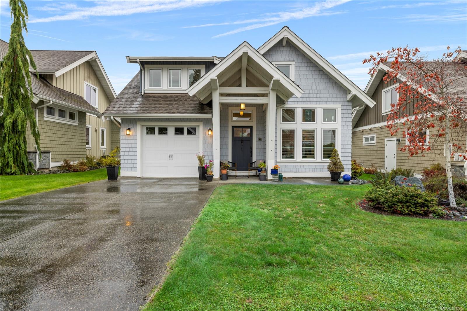 5251 Island Hwy W Apt 42, Qualicum Beach, BC V9K 2C1