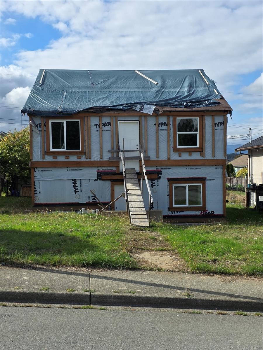 3218 7th Avenue, Port Alberni, BC V9Y 4N2