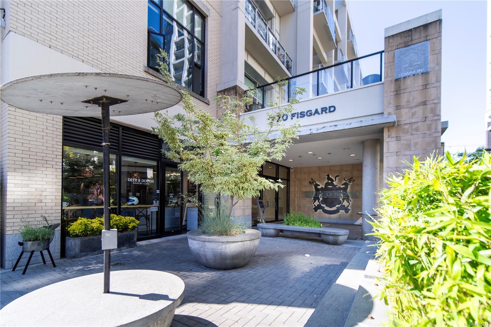 770 Fisgard St Apt 423, Victoria, BC V8W 0B8