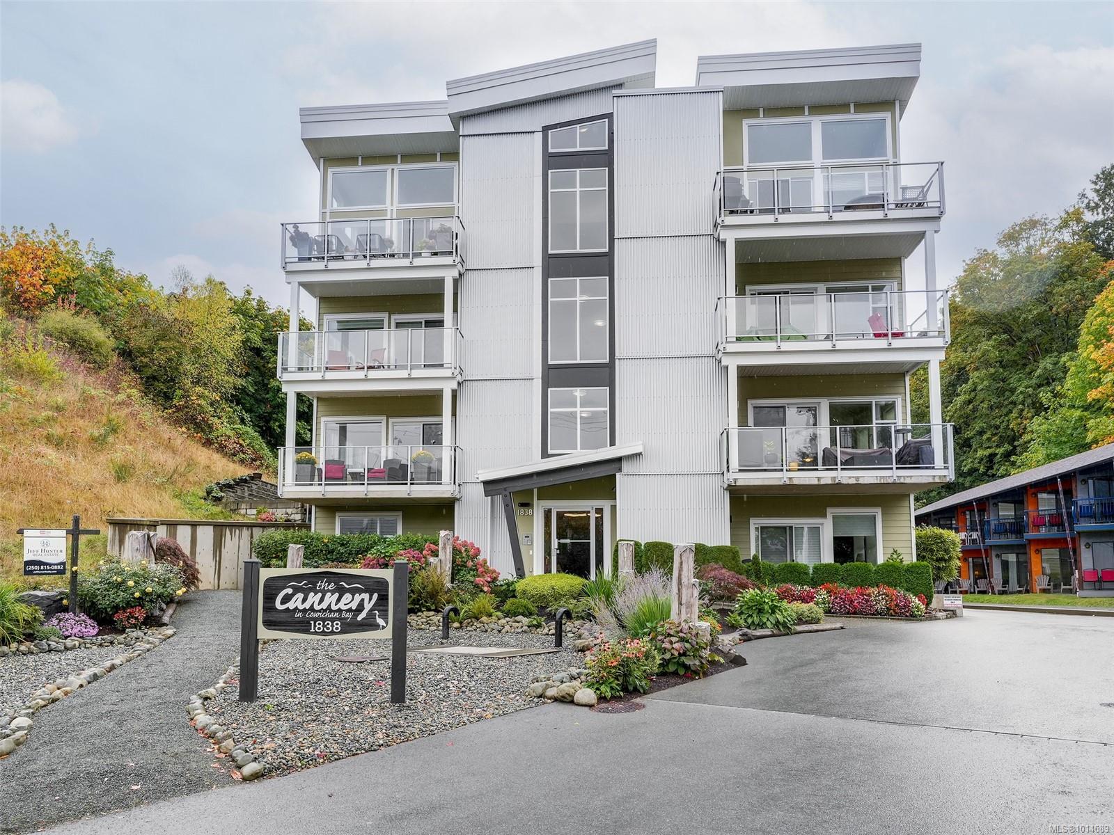 1838 Cowichan Bay Rd Apt 208, Cowichan Bay, BC V0R 1N1