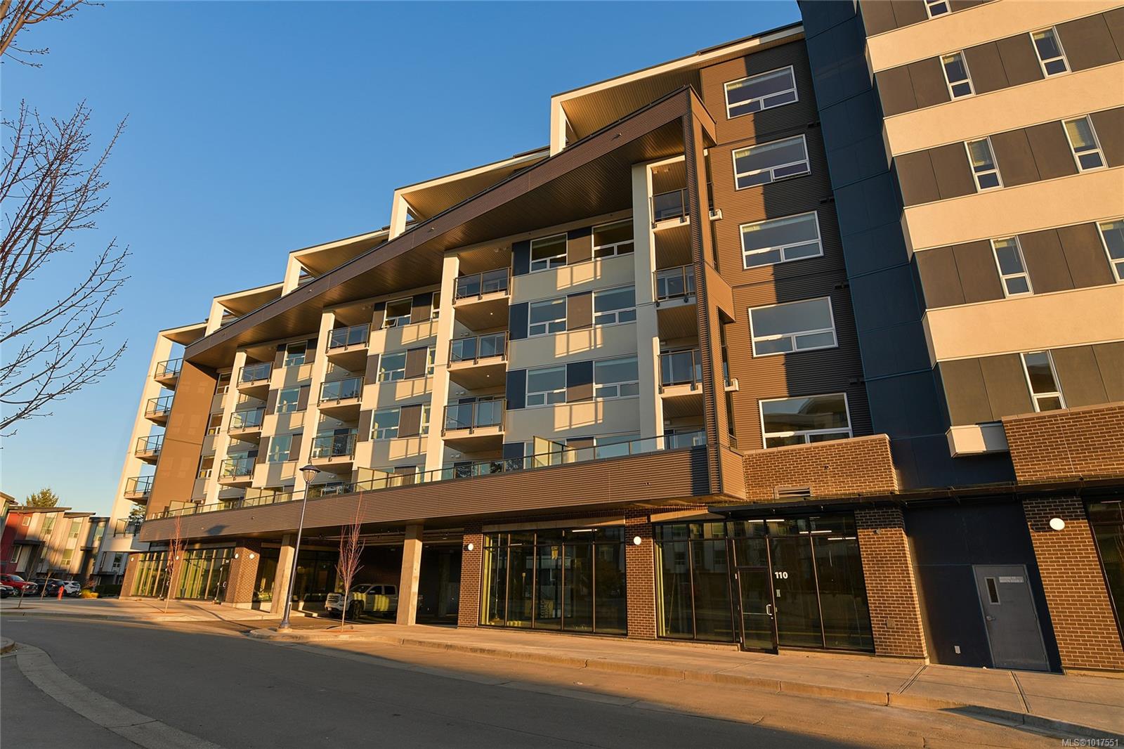 947 Whirlaway Cres Apt 308, Langford, BC V9B 6W6