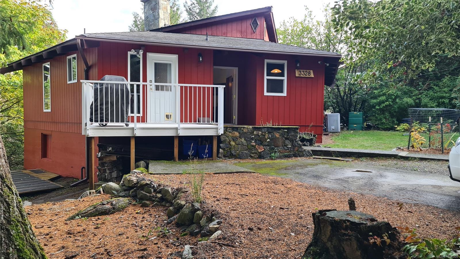 3328 Fulton Rd, Victoria, BC V9C 2T9