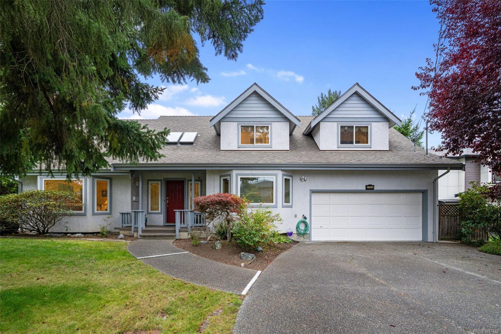 1741 Barrie Rd, Saanich, BC V8N 2W4