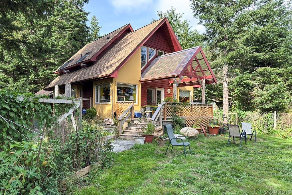 178 Quadra Loop, Quadra Island, BC V0P 1N0