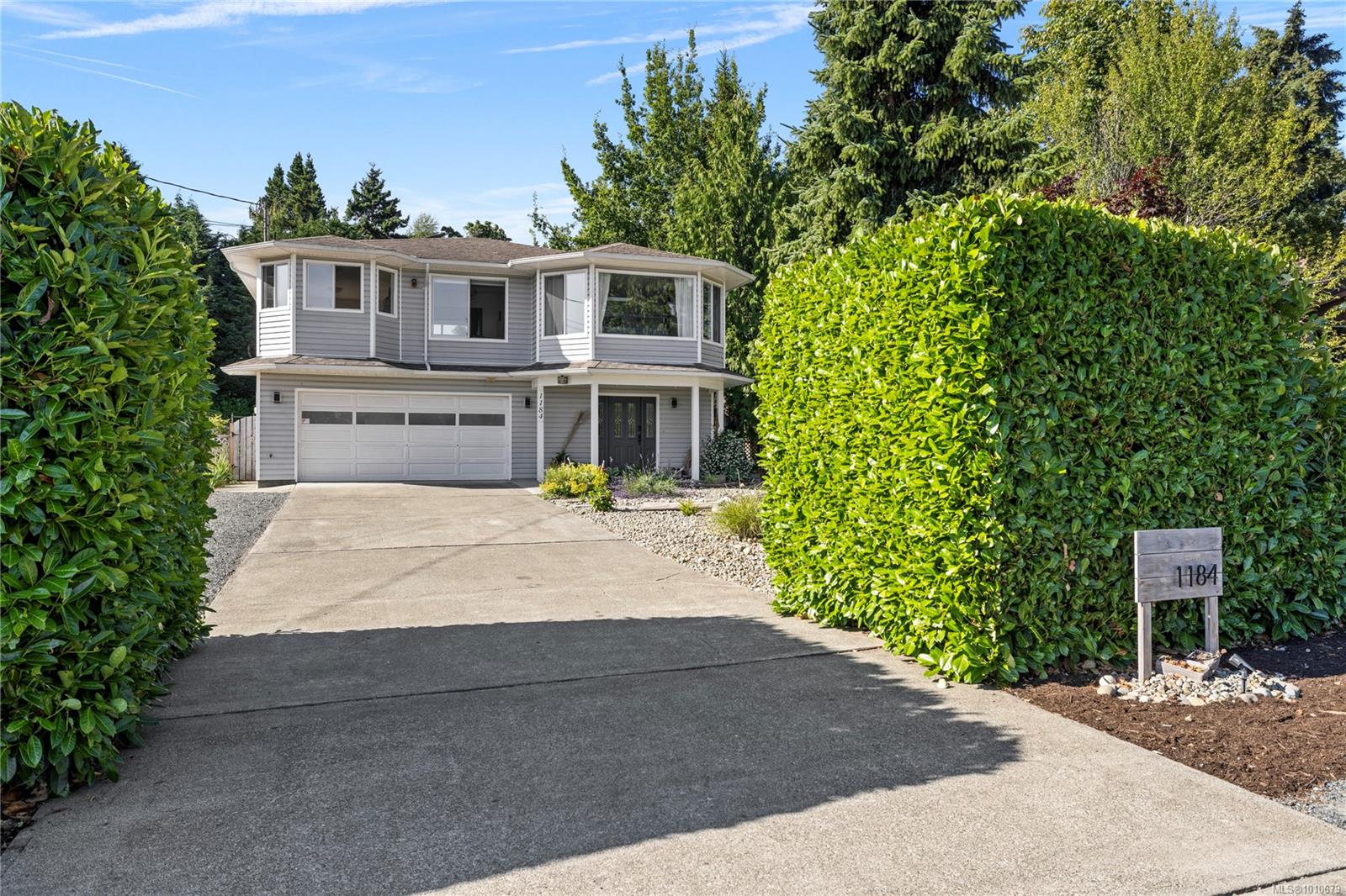 1184 Centre Rd, Qualicum Beach, BC V9K 2G8