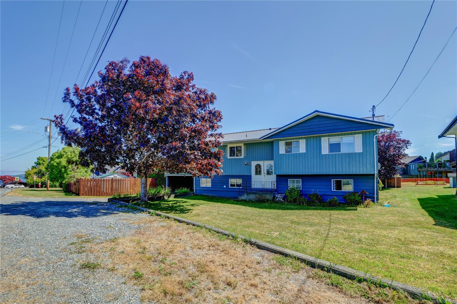 2530 Mountview Cres, Port McNeill, BC V0N 2R0