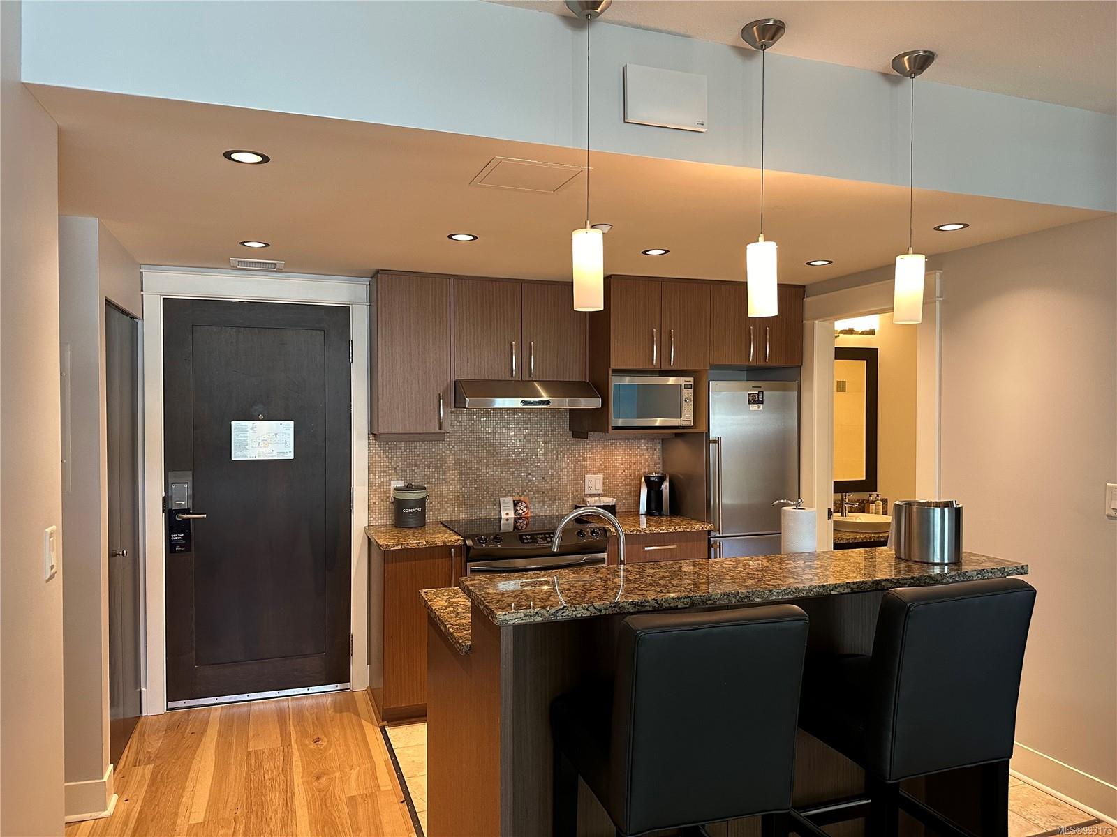 810 Humboldt St Apt A215 St, Victoria, BC V8V 5B1