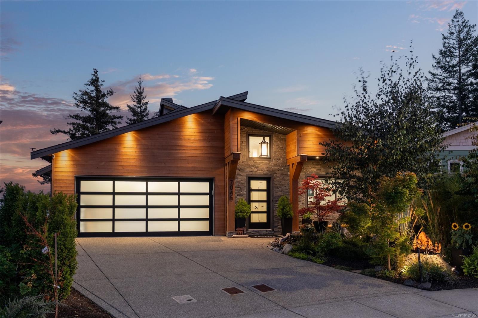 7045 Clarkson Pl, Sooke, BC V9Z 1M4