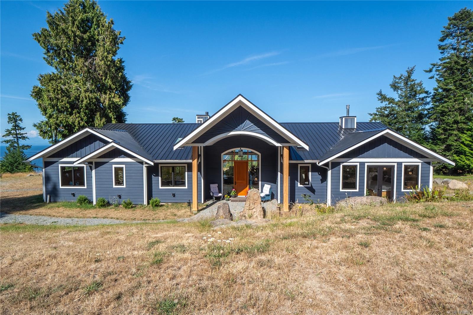 573 Horseshoe Rd, Gabriola Island, BC V0R 1X3