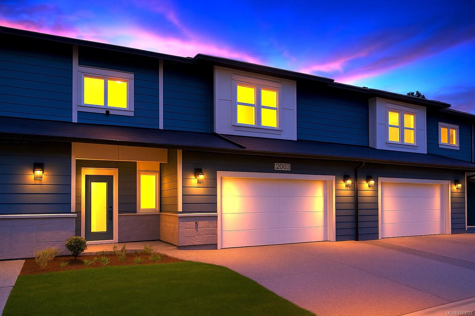 2003 W Park Ln, View Royal, BC V9B 5Z2