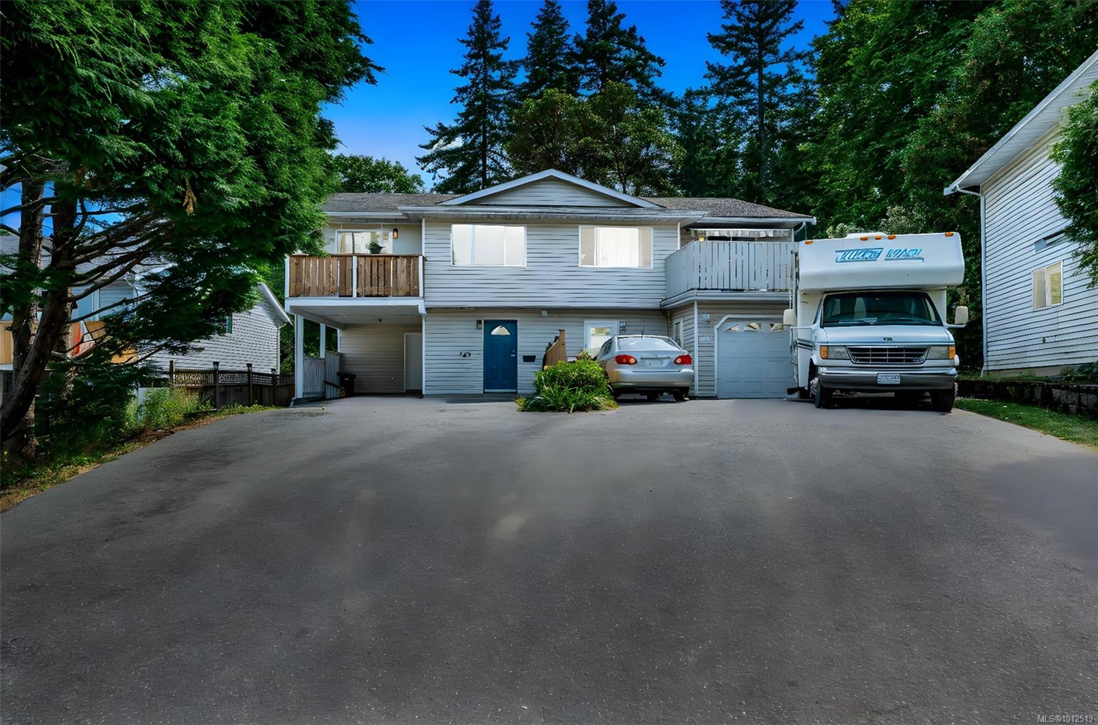 363 Kislingbury Ln, Victoria, BC V9B 5R2