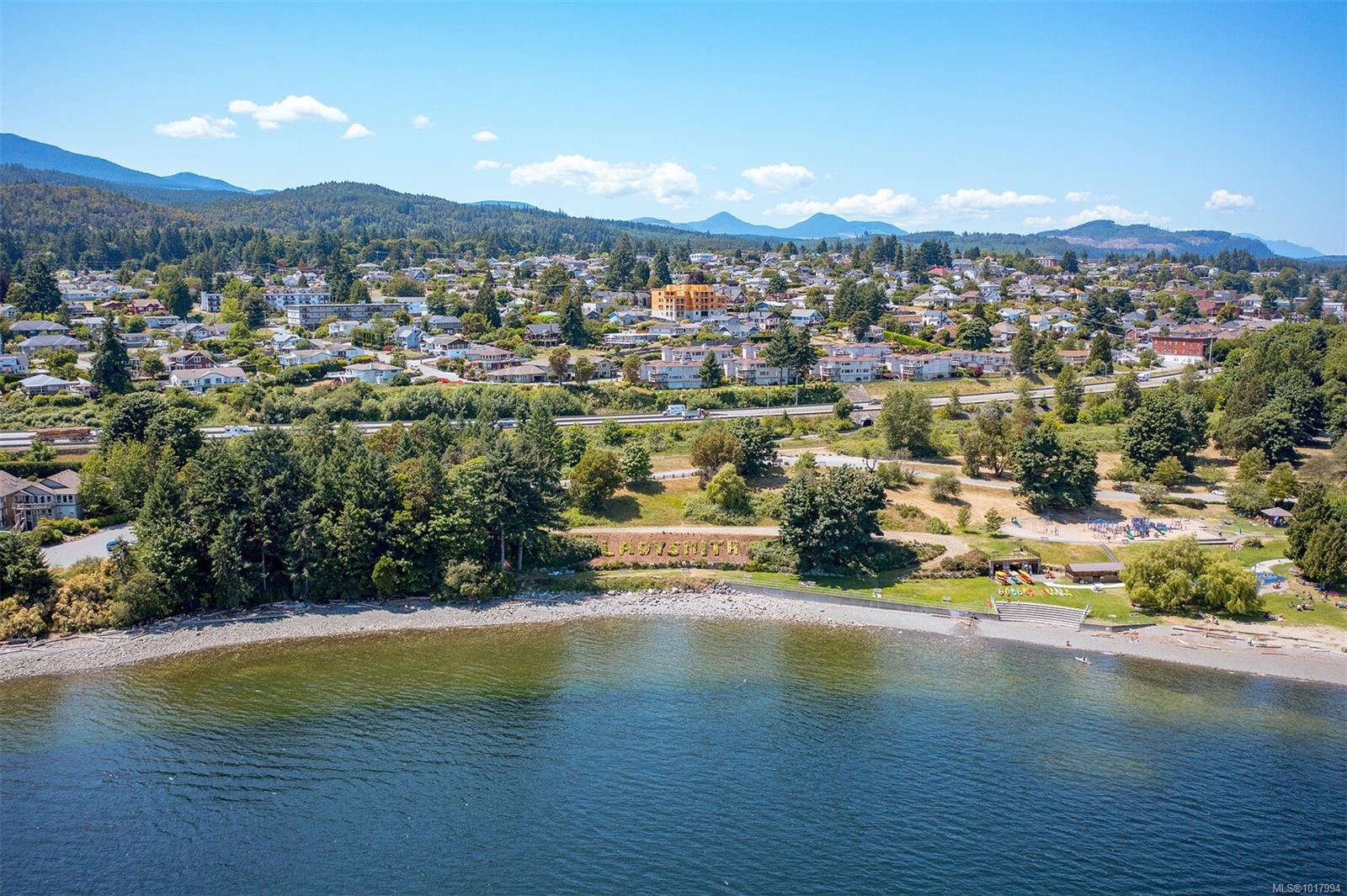 100 Gifford Rd Apt 44, Ladysmith, BC V9G 1A1