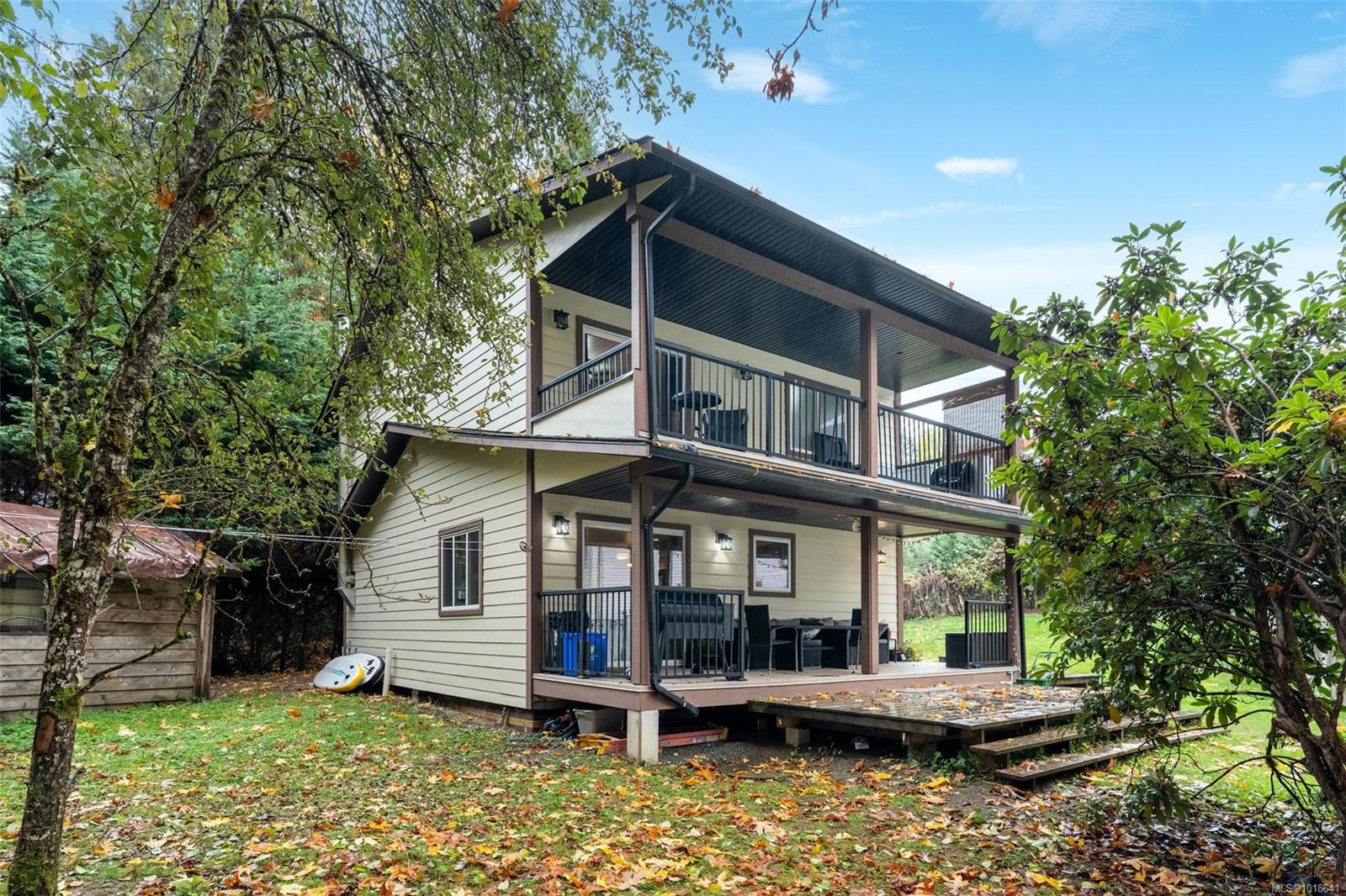 50 Park Rd, Lake Cowichan, BC V0R 2G0