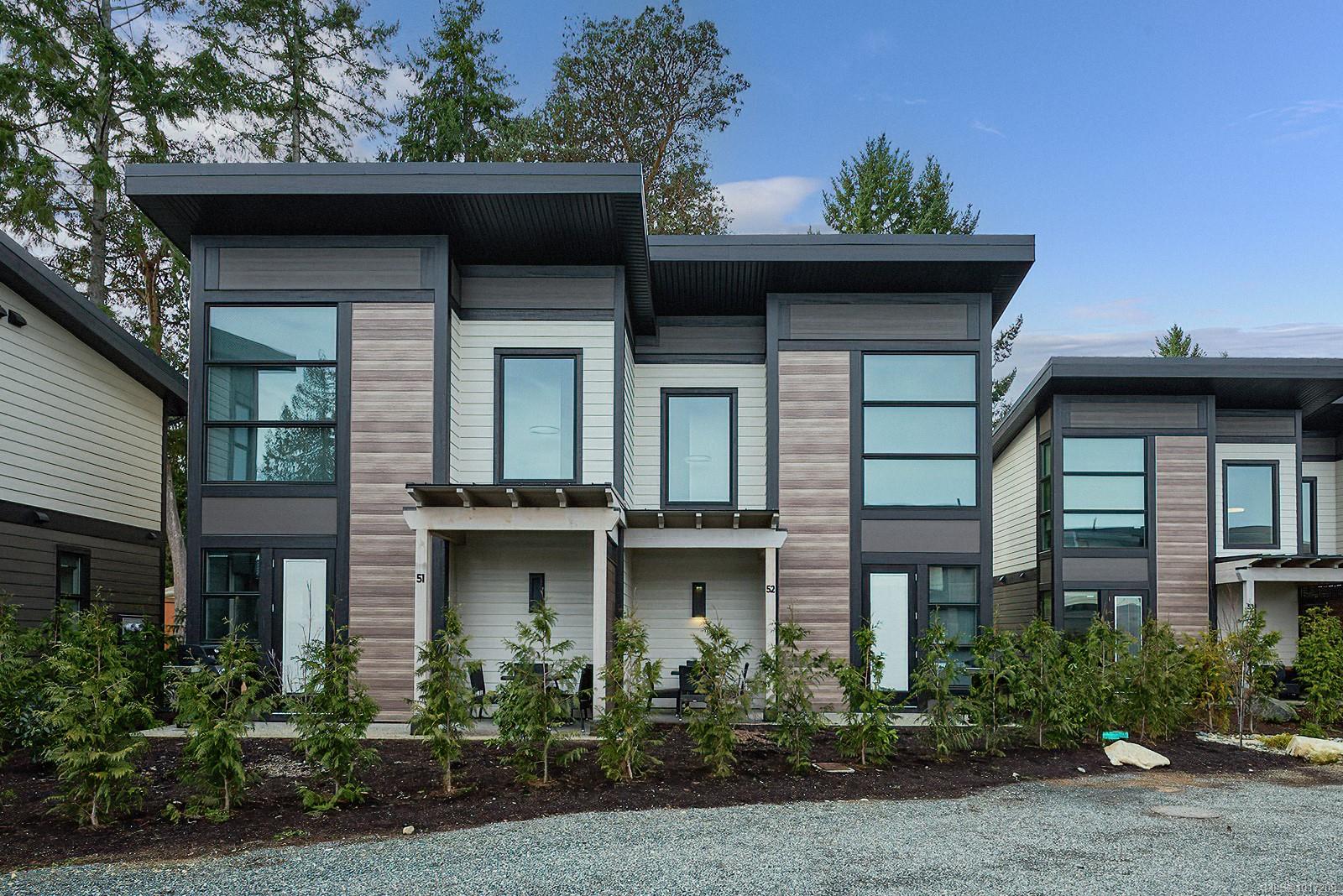 1175 Resort Dr Apt 52, Parksville, BC V9P 2E3